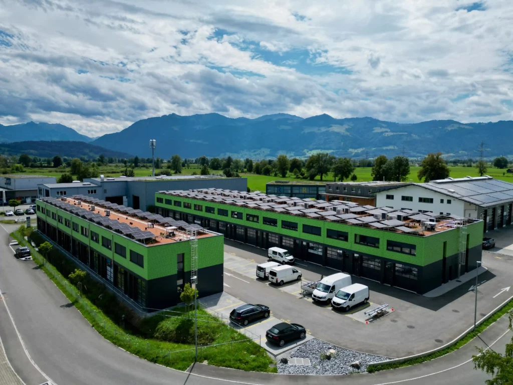 Tag der offenen Tür Uznach - Drohnenfoto von oben von Uznach